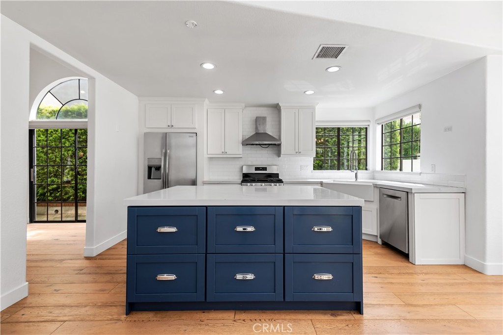 729 Maywood Court