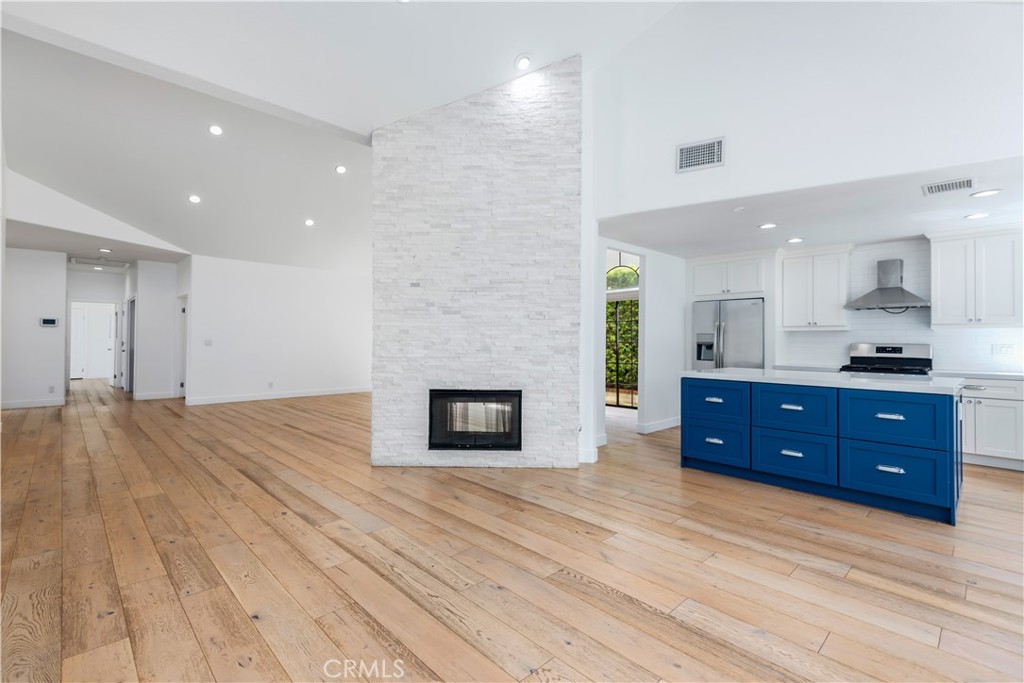 729 Maywood Court