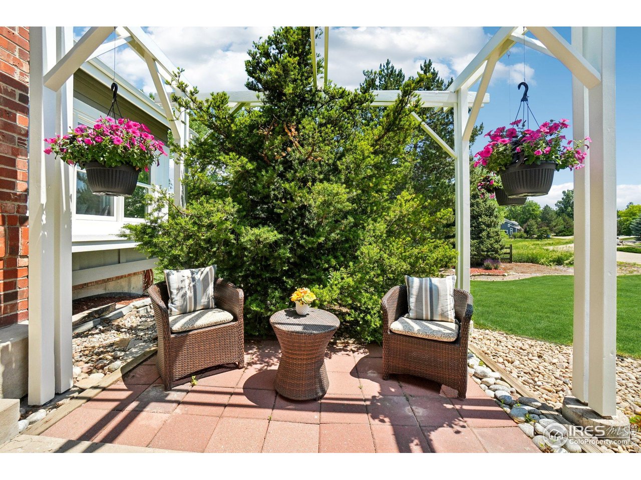 7999 Centrebridge Dr