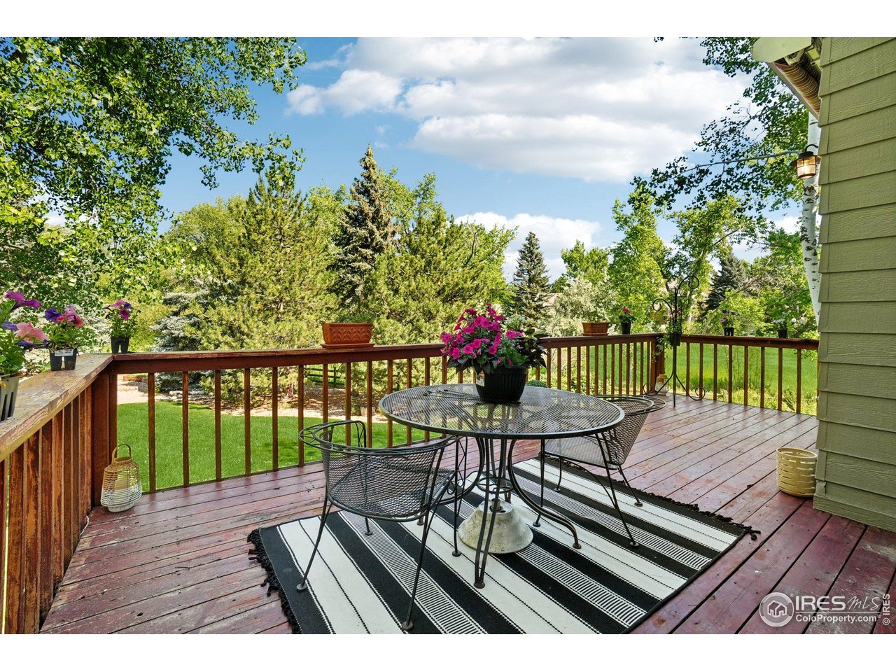 7999 Centrebridge Dr