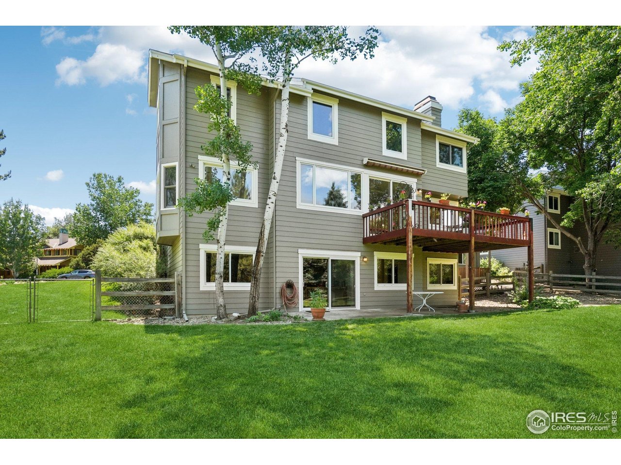 7999 Centrebridge Dr