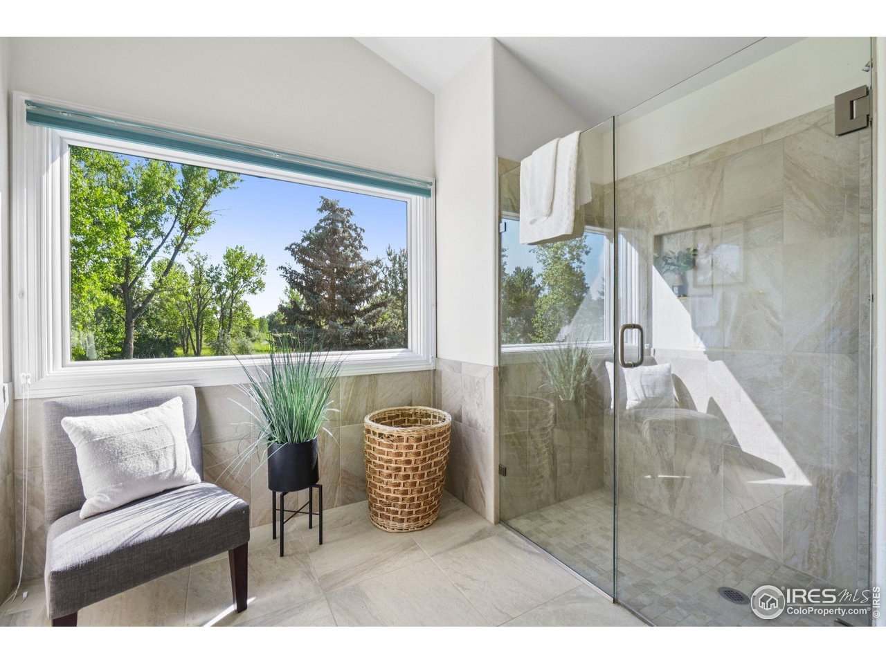 7999 Centrebridge Dr