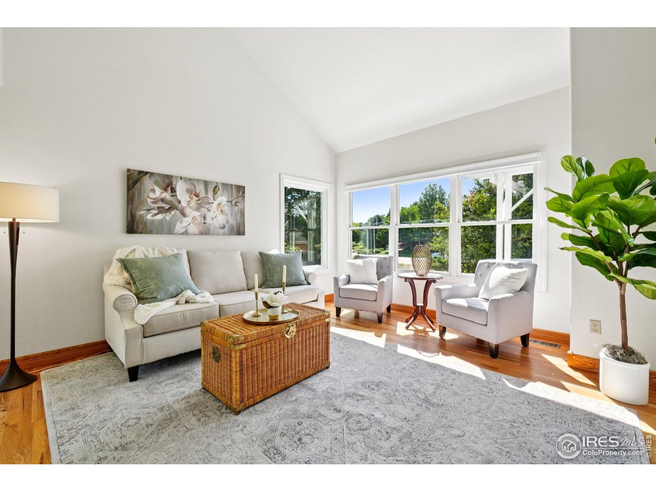 7999 Centrebridge Dr