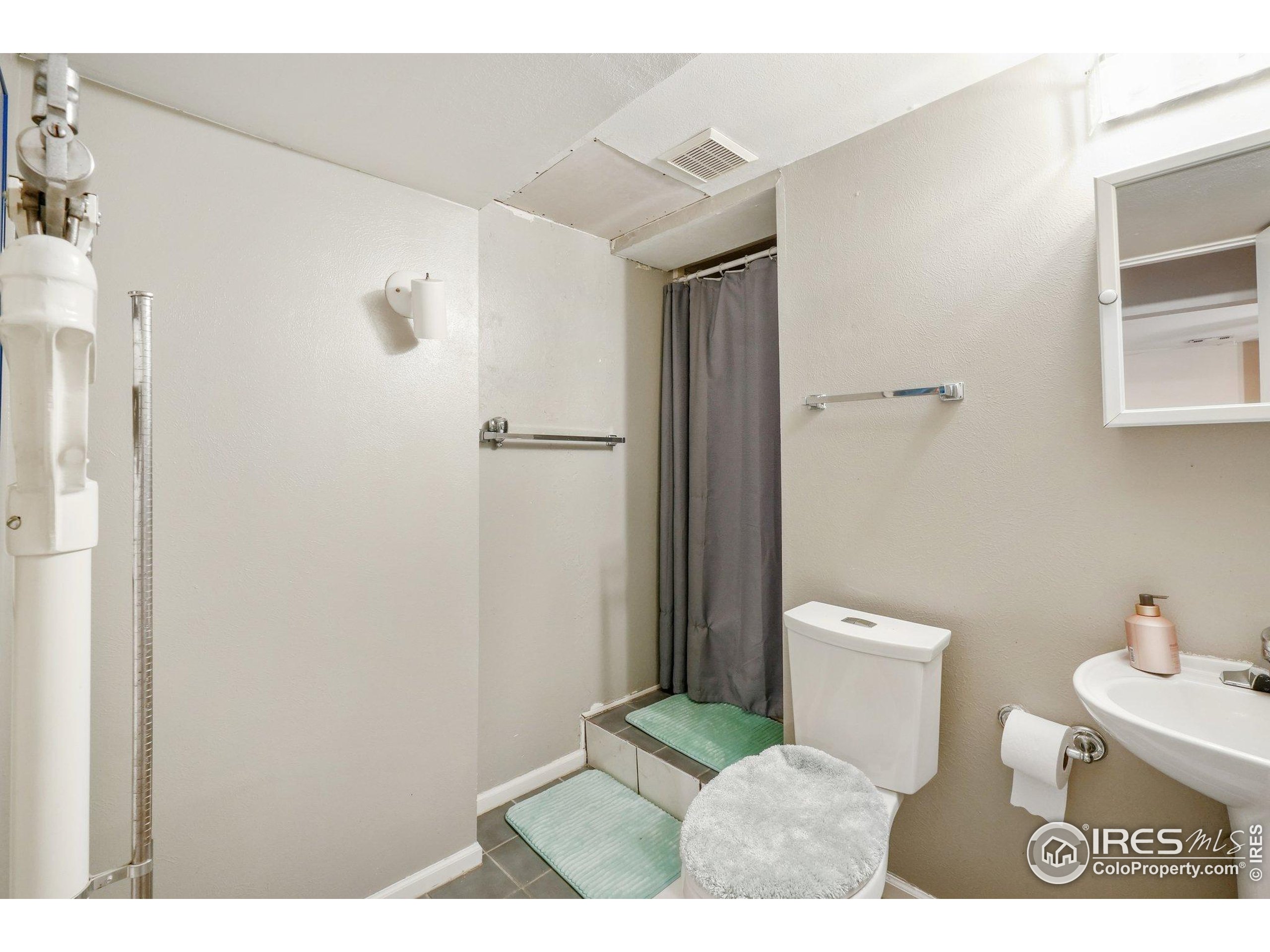 12941 S Princess Cir