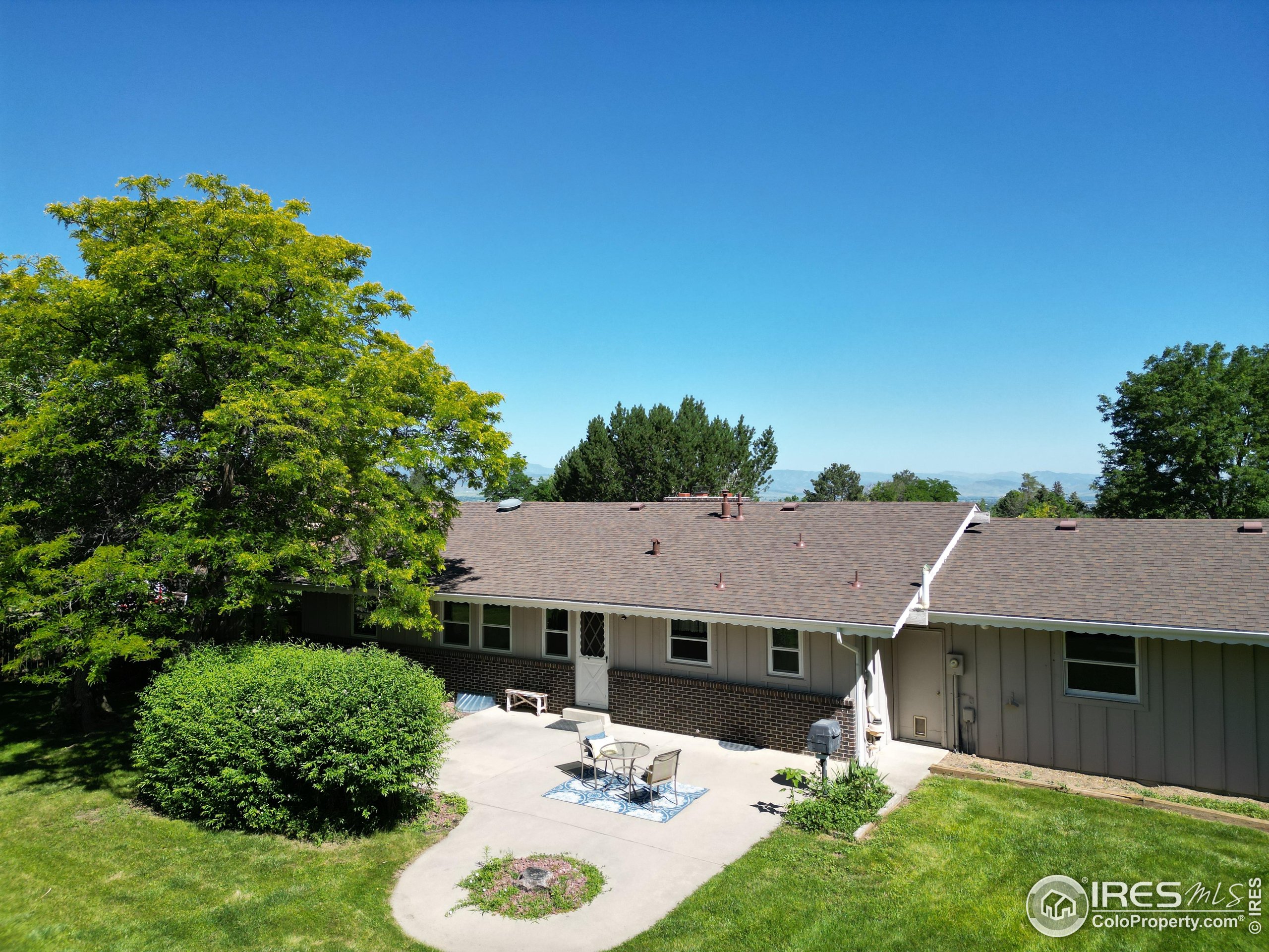 8942 Comanche Rd