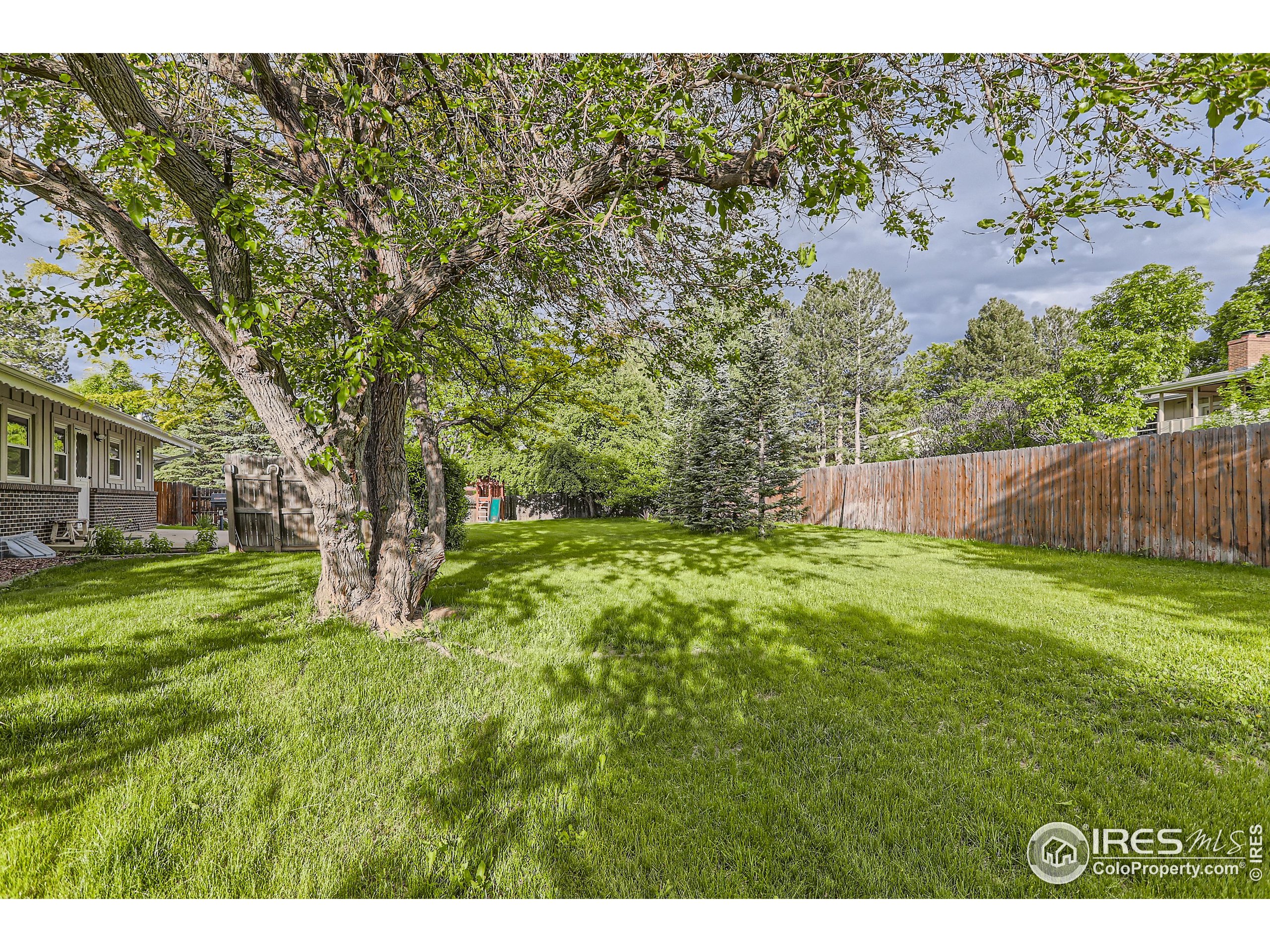 8942 Comanche Rd