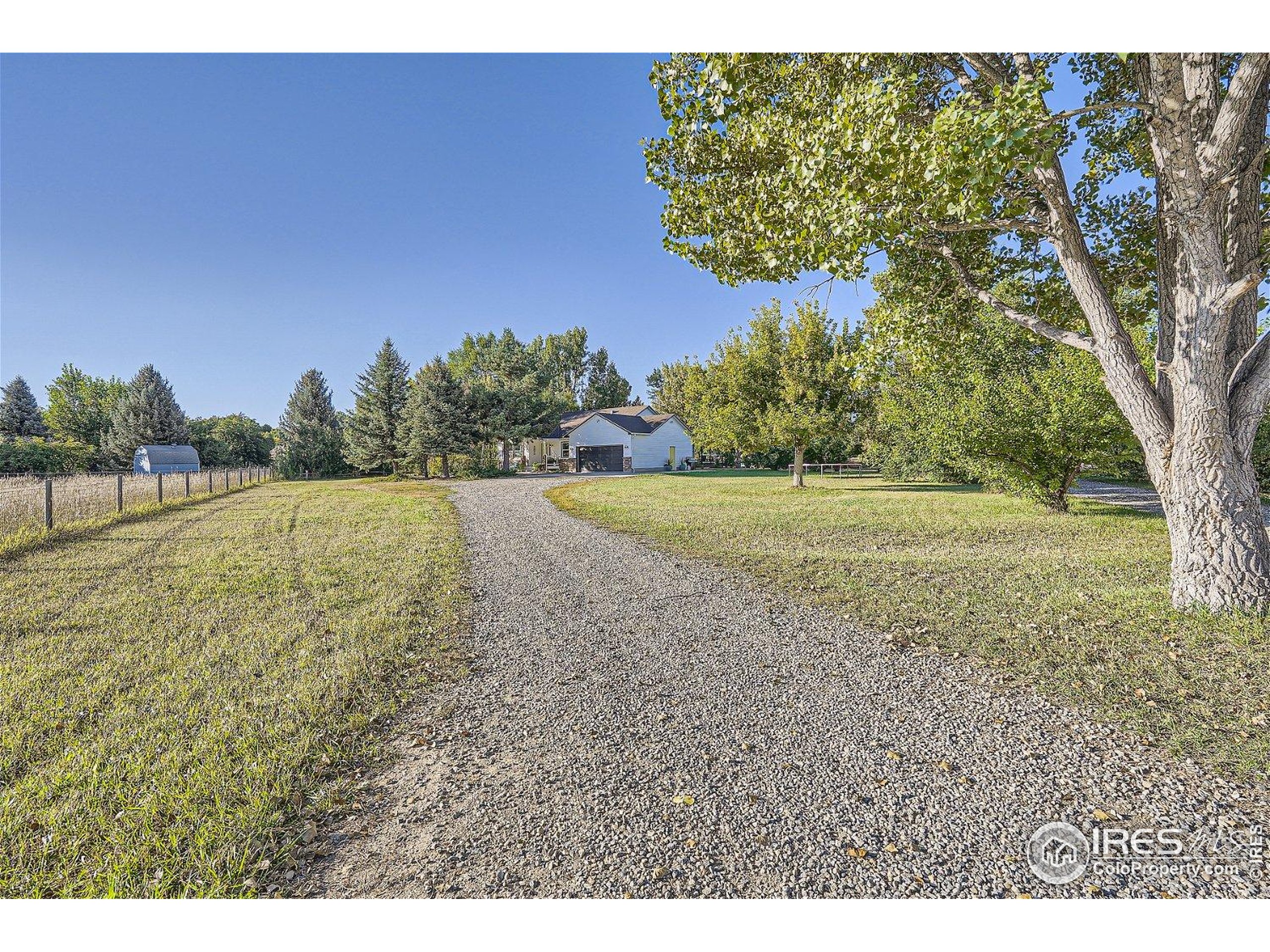 6957 Peppertree Dr