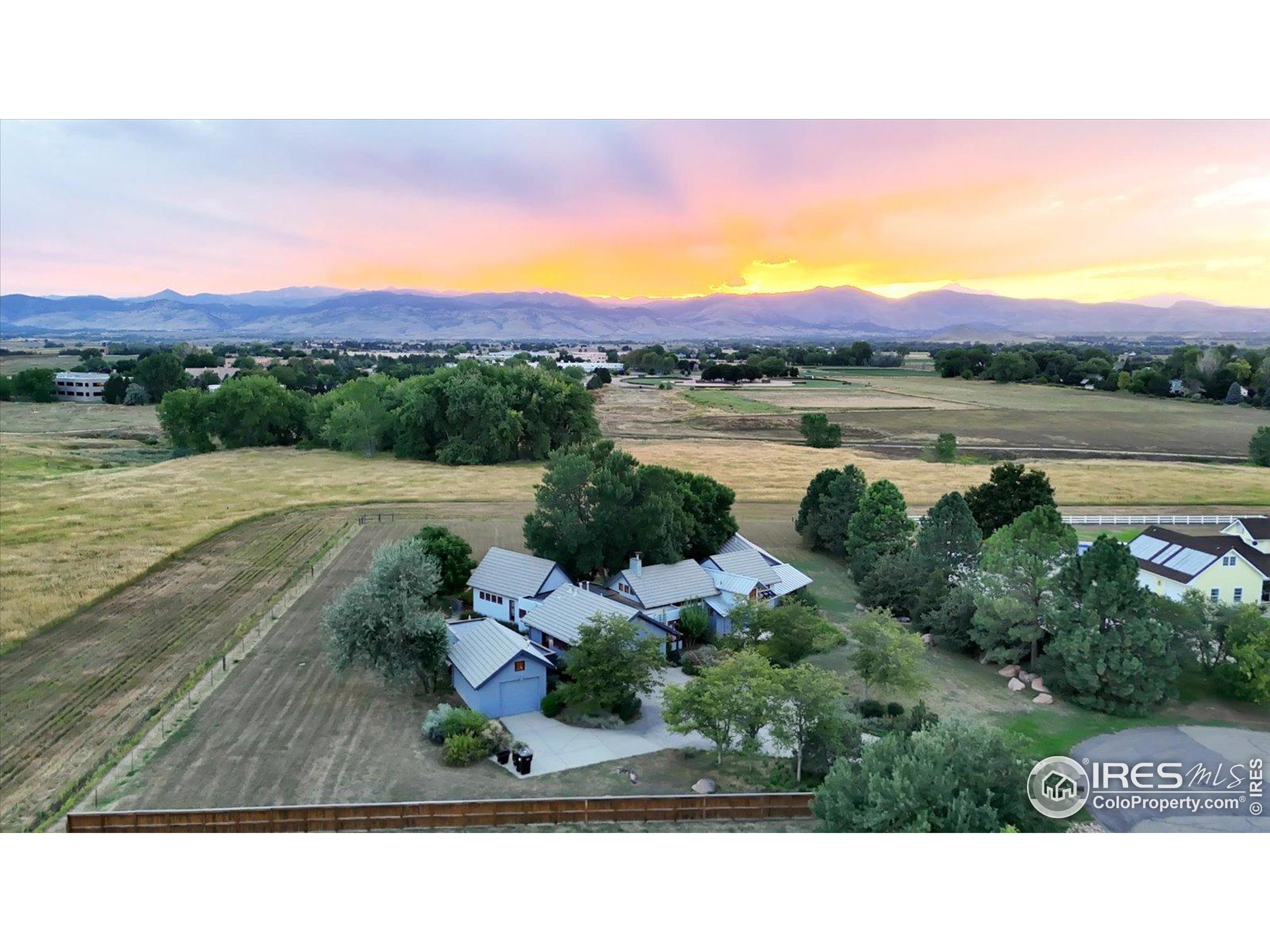 6423 Monarch Park Ct