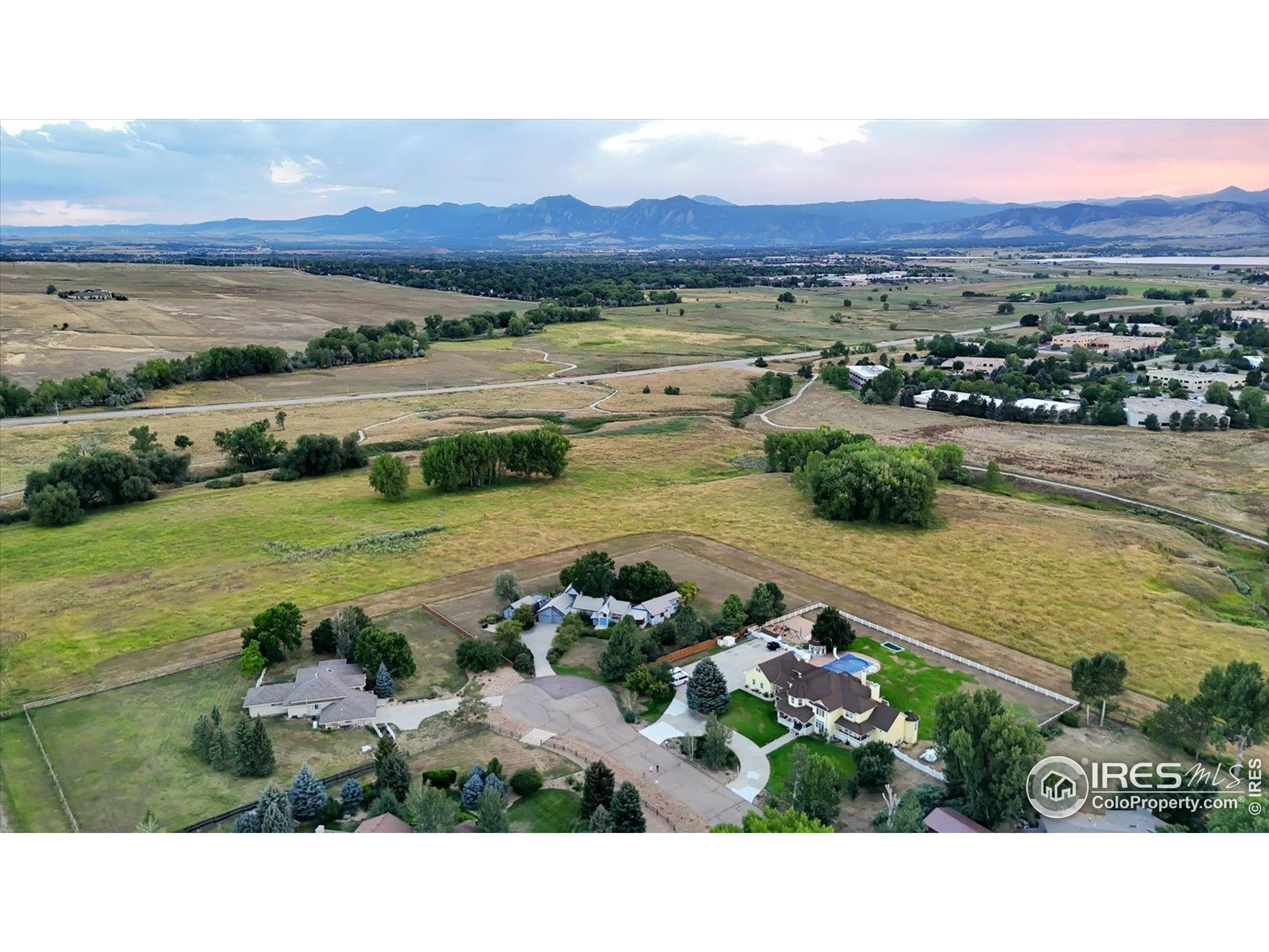 6423 Monarch Park Ct