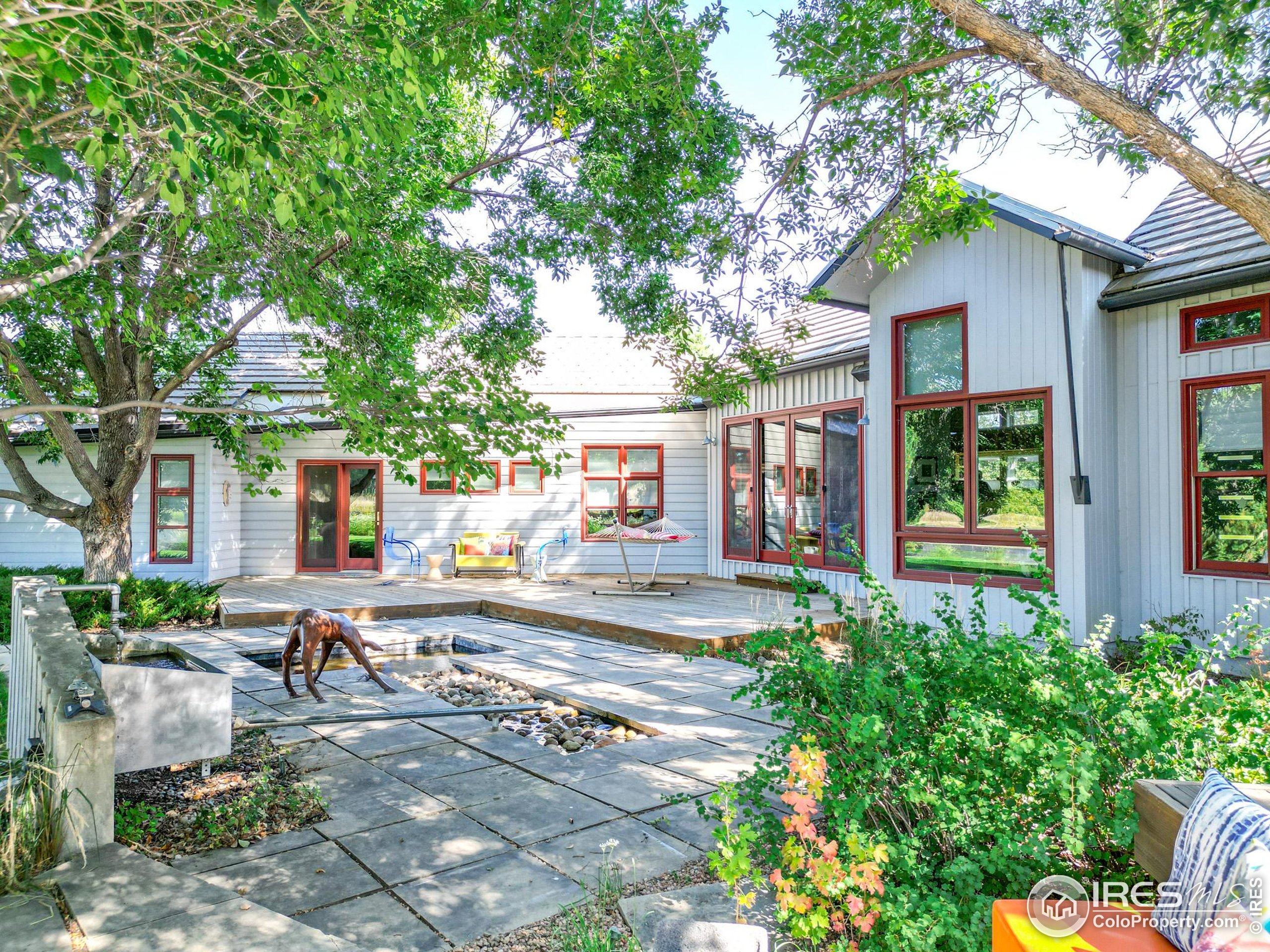 6423 Monarch Park Ct