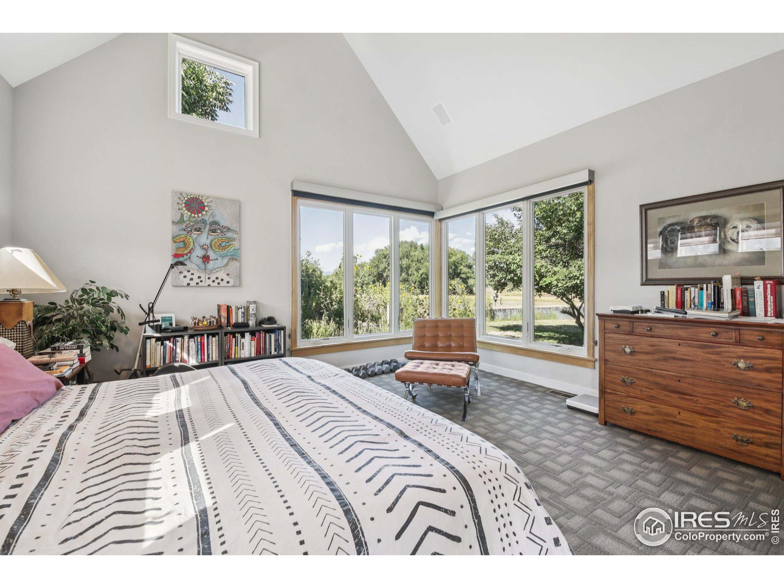 6423 Monarch Park Ct