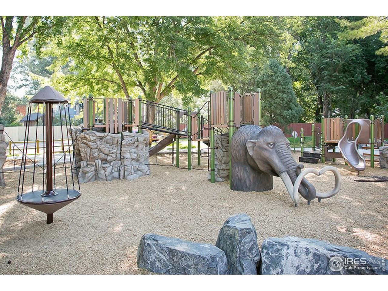 7933 Countryside Dr 2-123