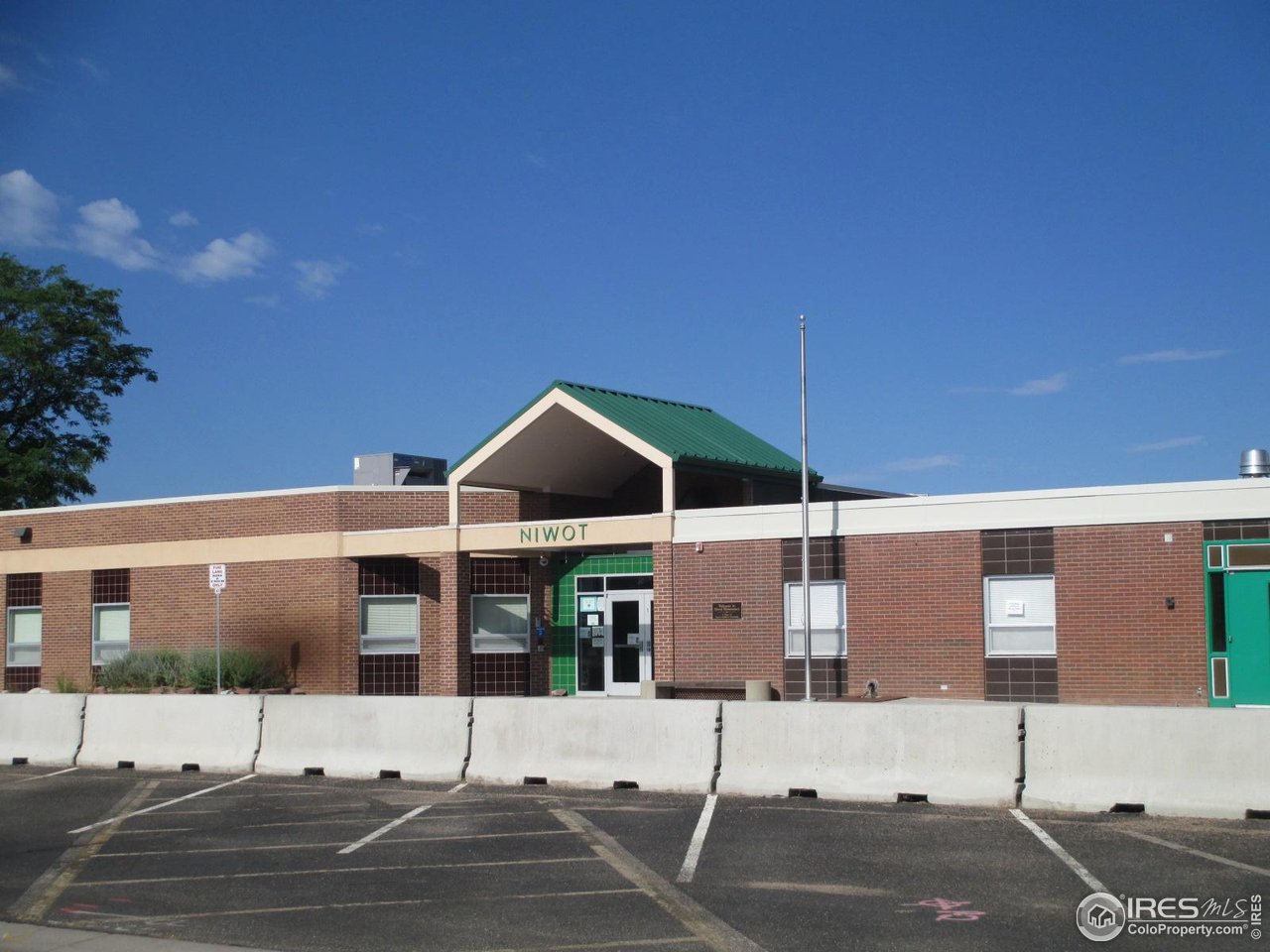 7933 Countryside Dr 2-123