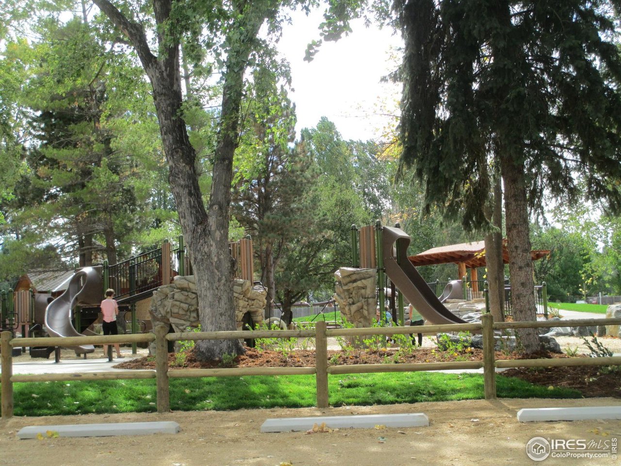 7933 Countryside Dr 2-123