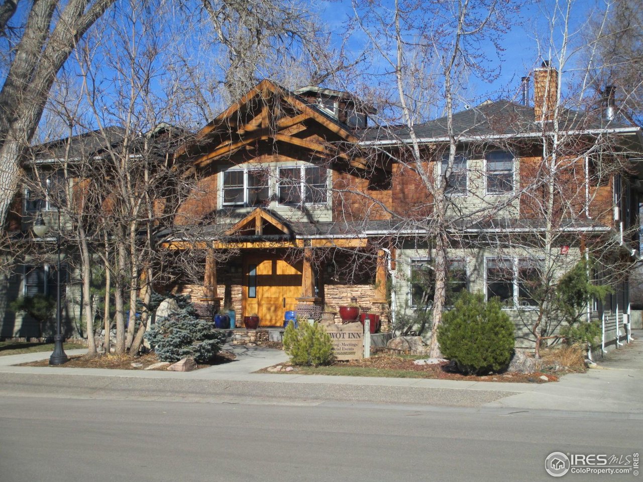 7933 Countryside Dr 2-123