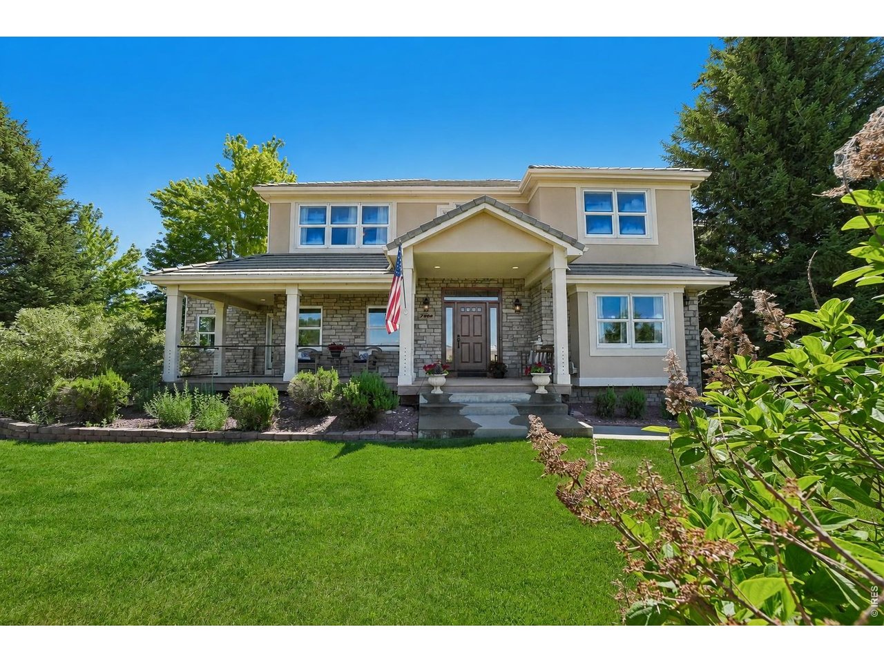 7688 Crestview Dr