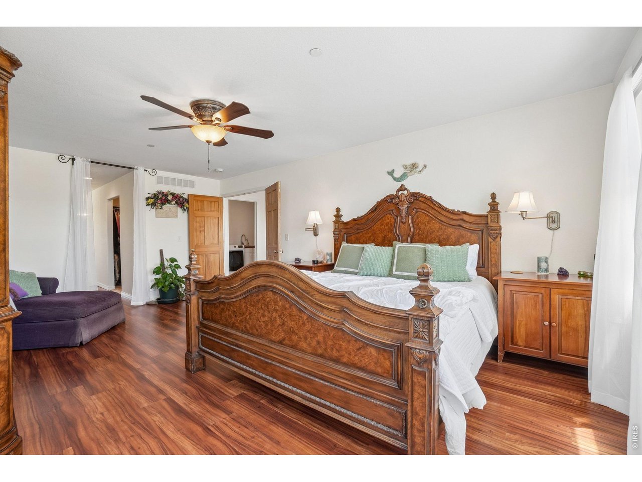 7688 Crestview Dr