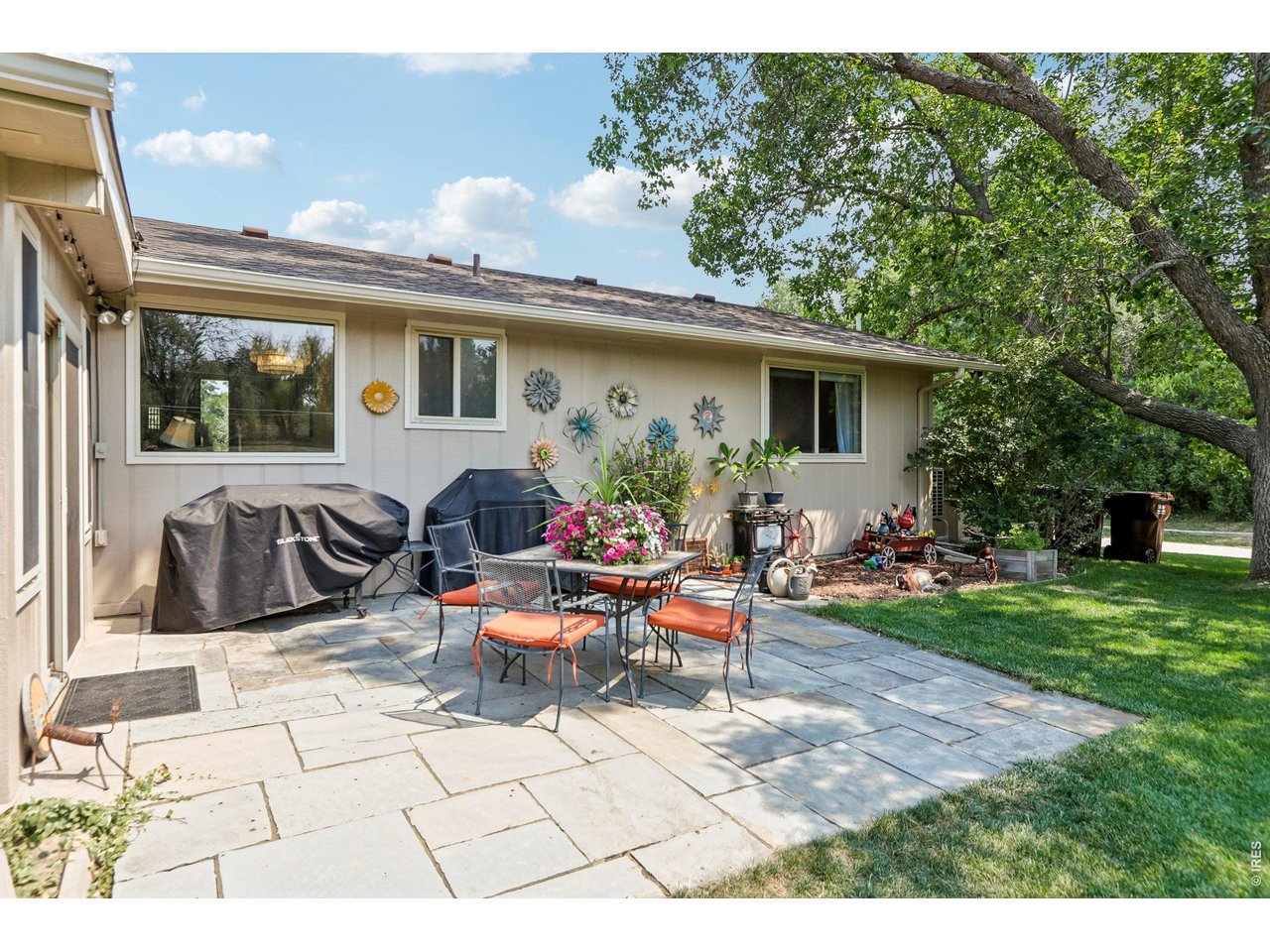 7922 Meadowlake Rd