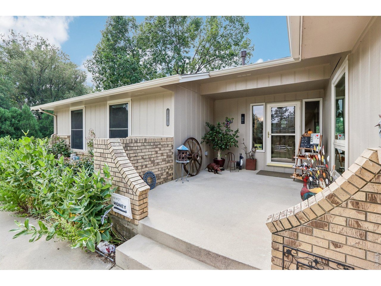 7922 Meadowlake Rd