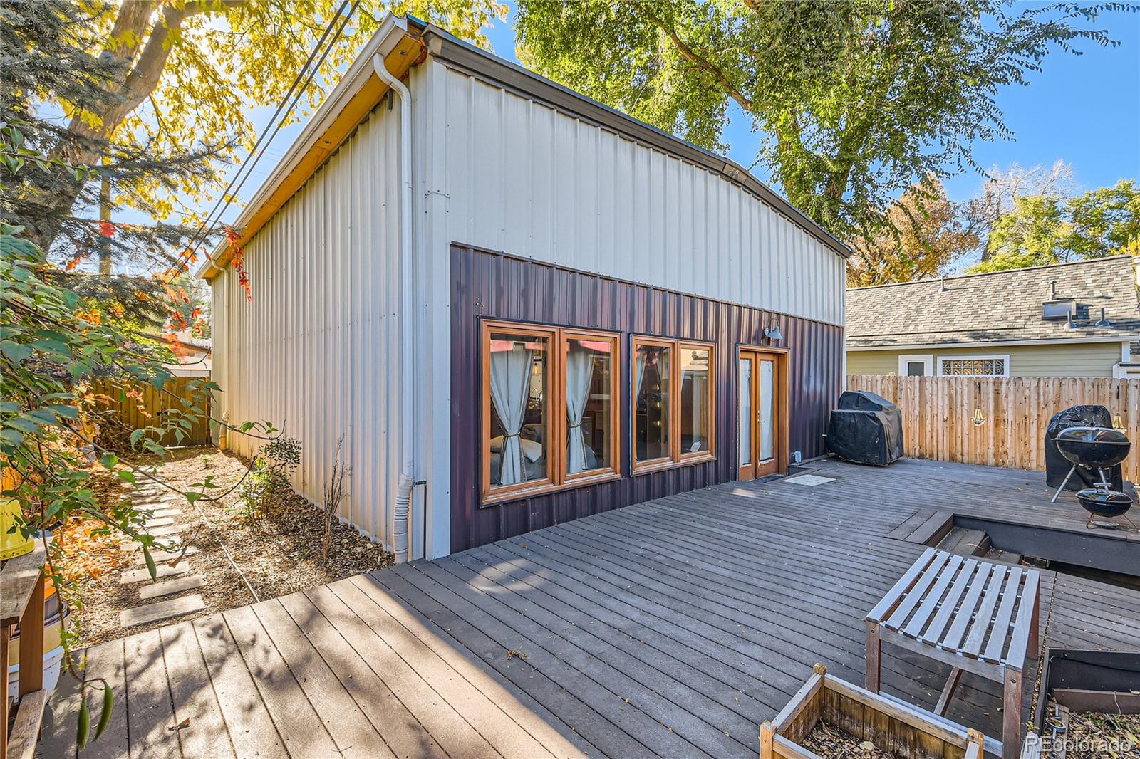 161 3rd Avenue