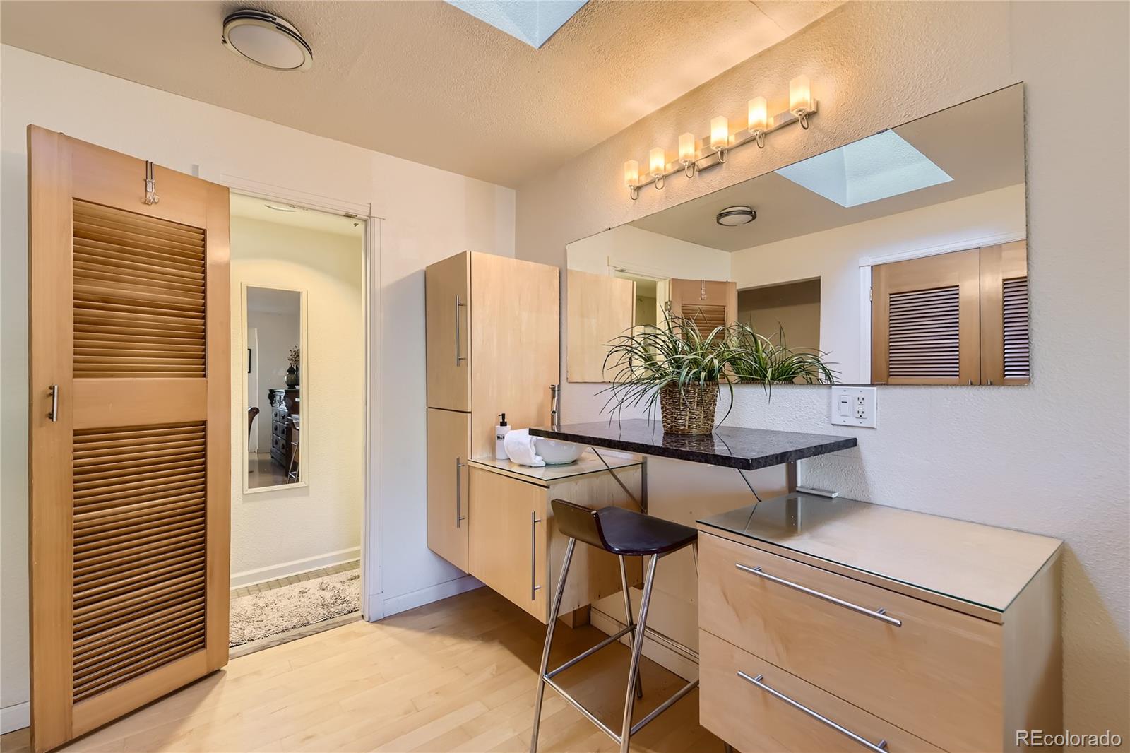 161 3rd Avenue