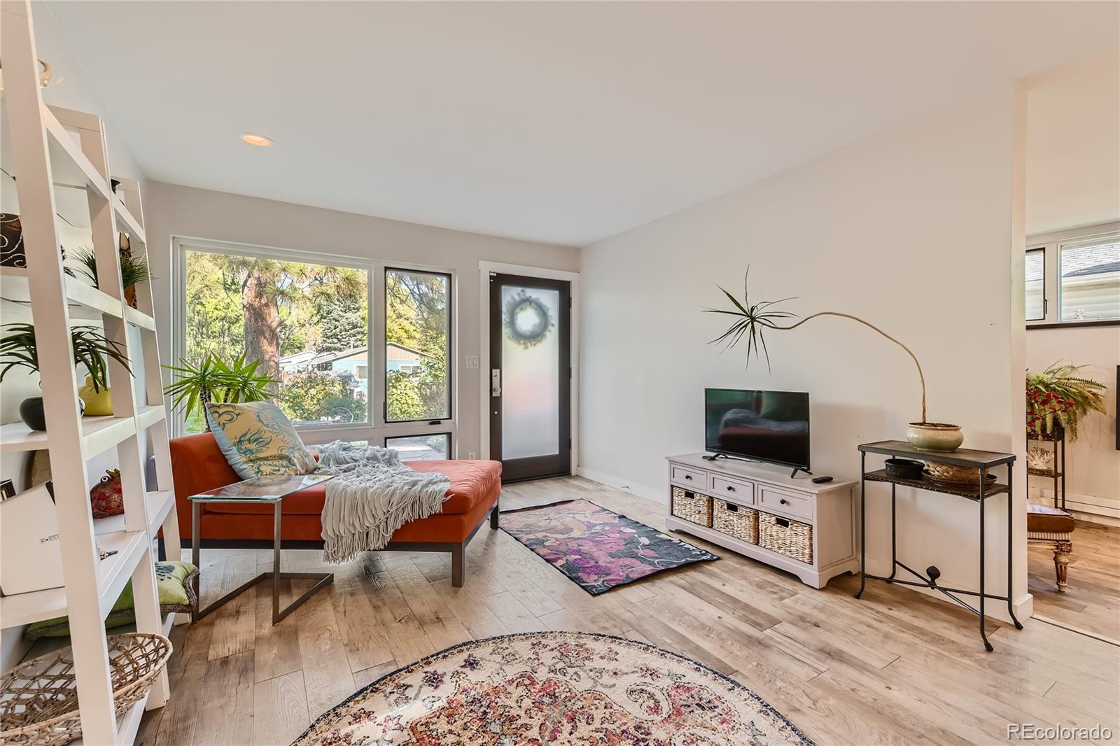 161 3rd Avenue