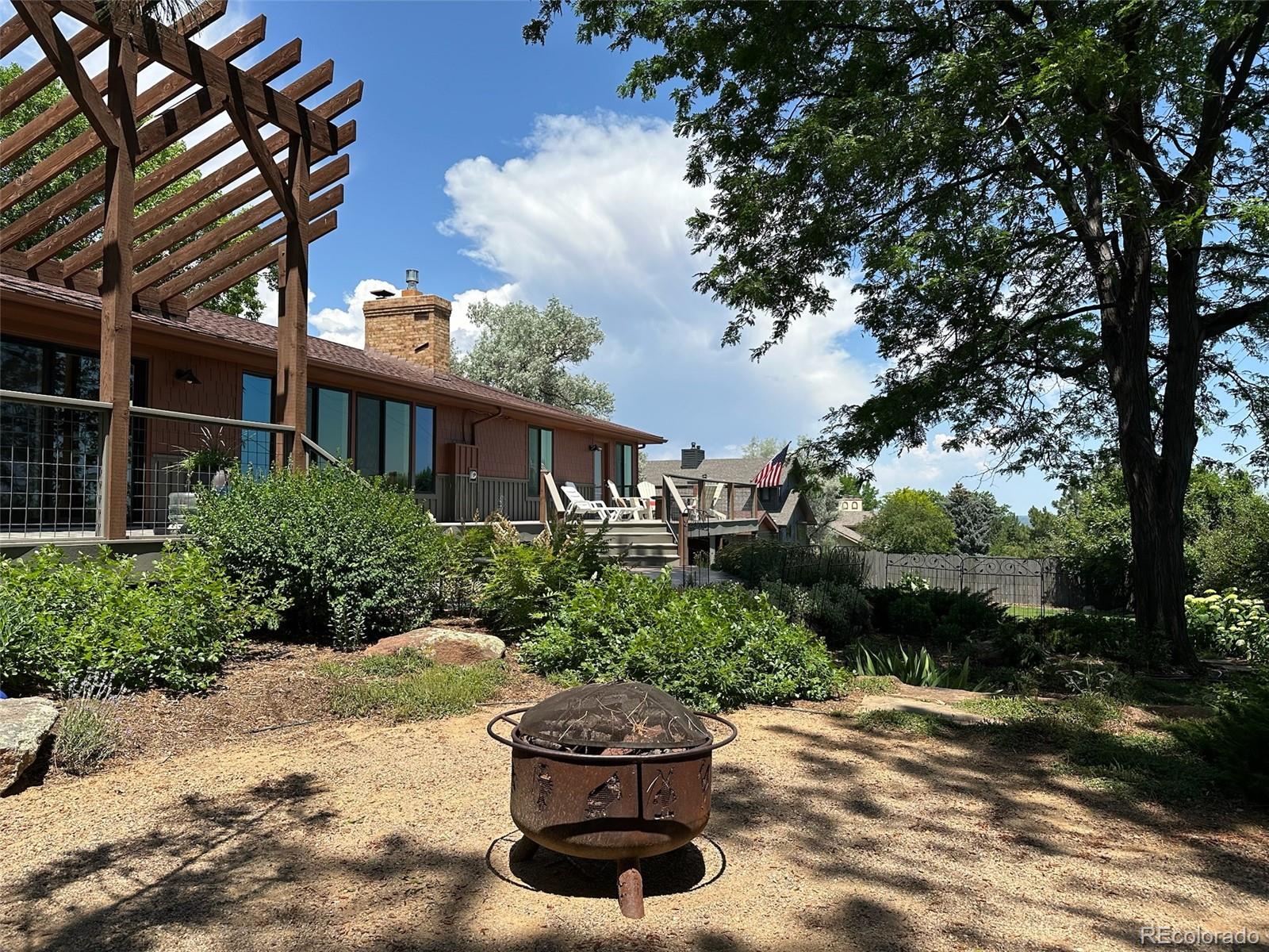 6640 Paiute Court