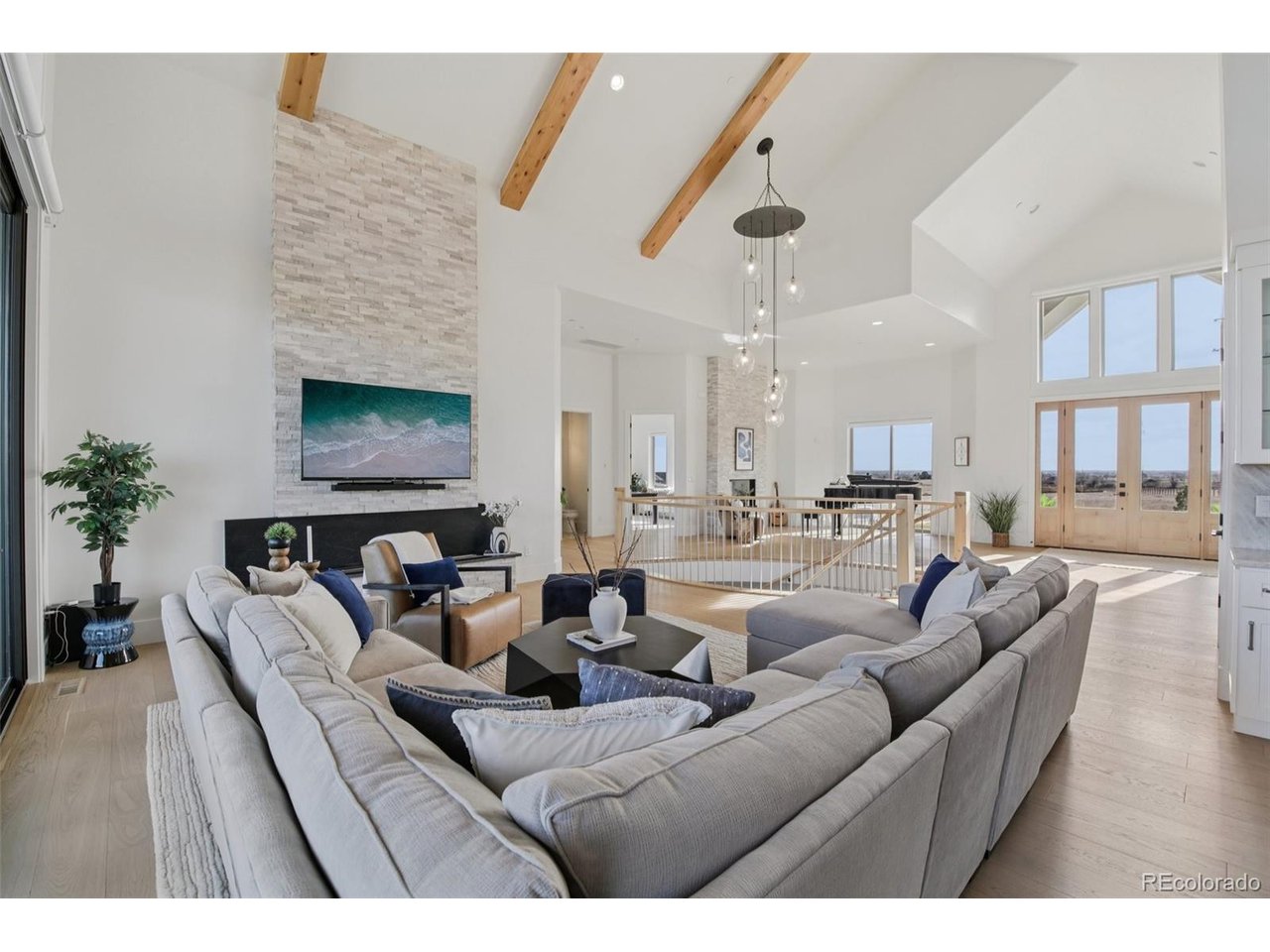6689 Asher Ct