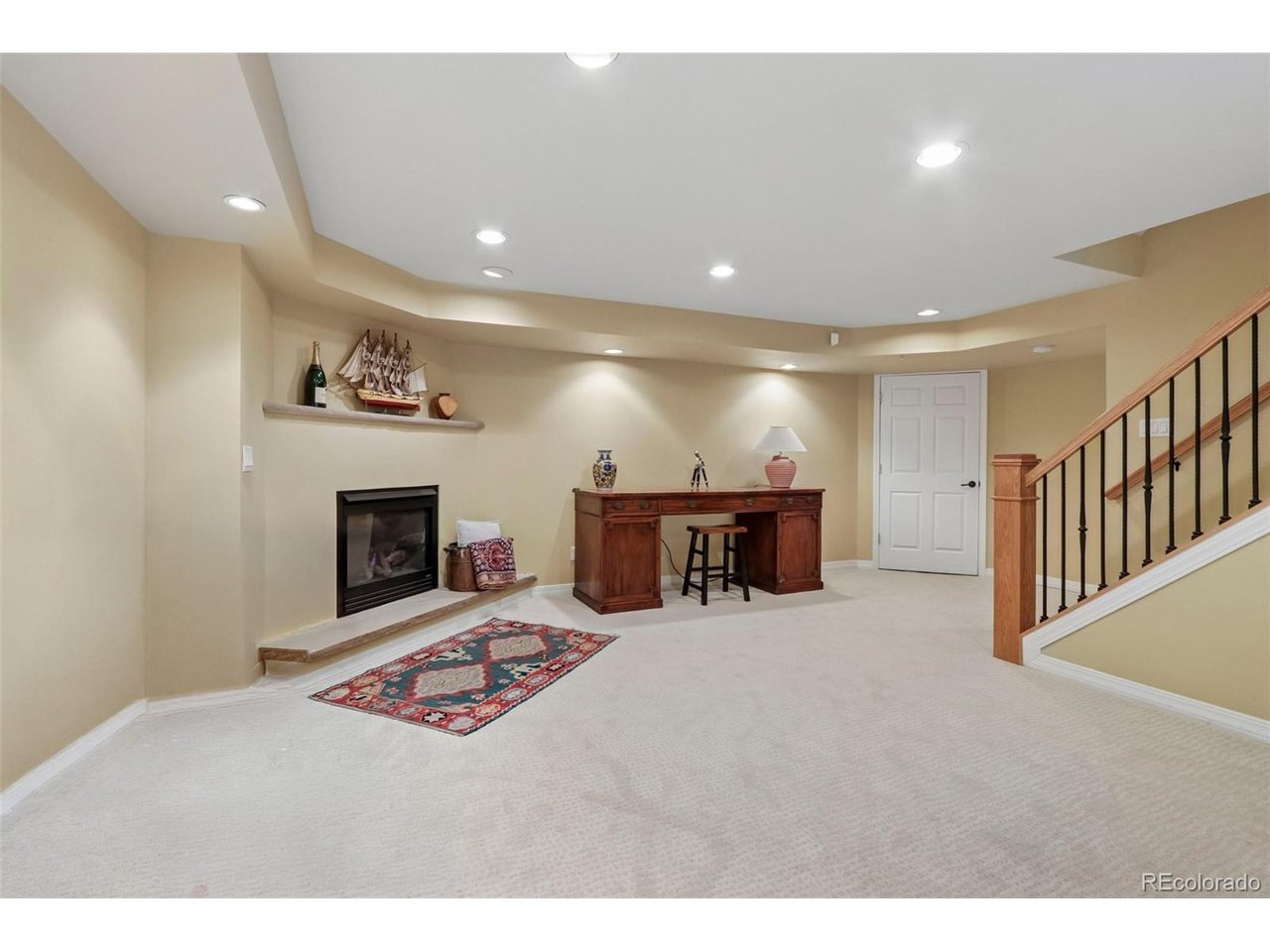7154 Burgundy Dr