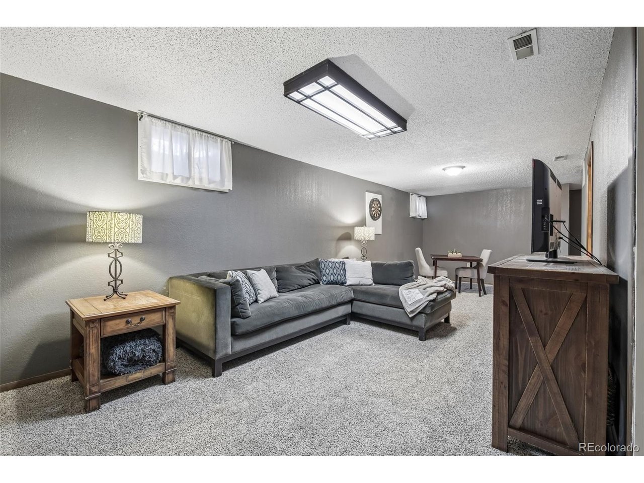 7687 Matai Ct