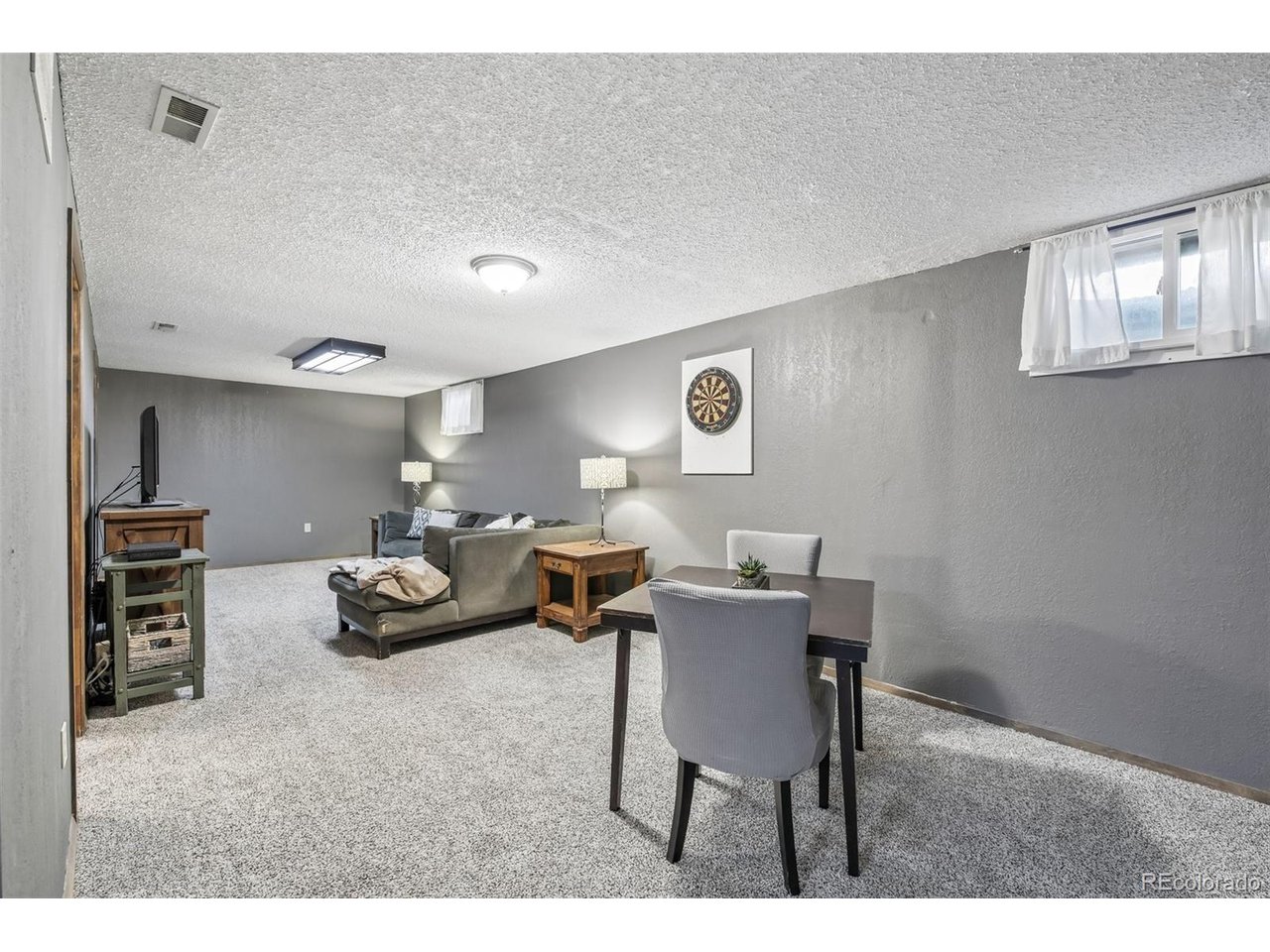 7687 Matai Ct