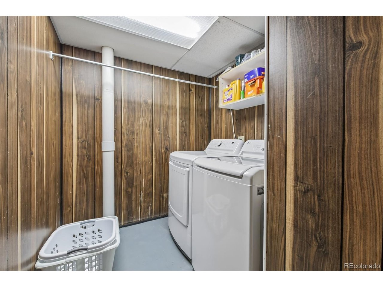 7687 Matai Ct