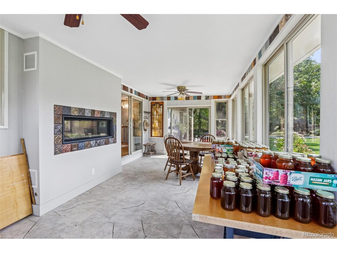 7922 Meadowlake Rd