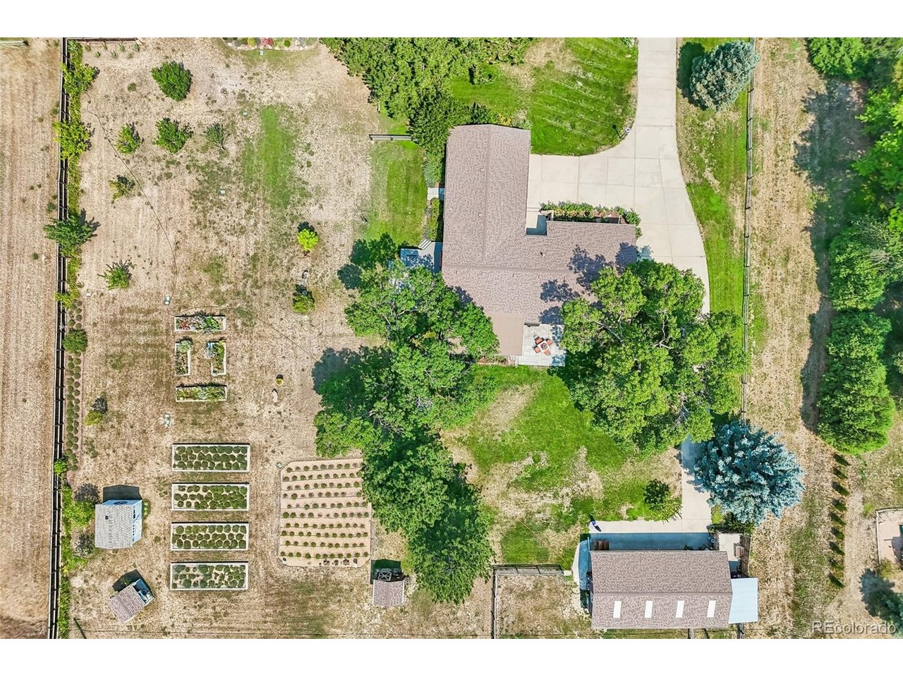 7922 Meadowlake Rd