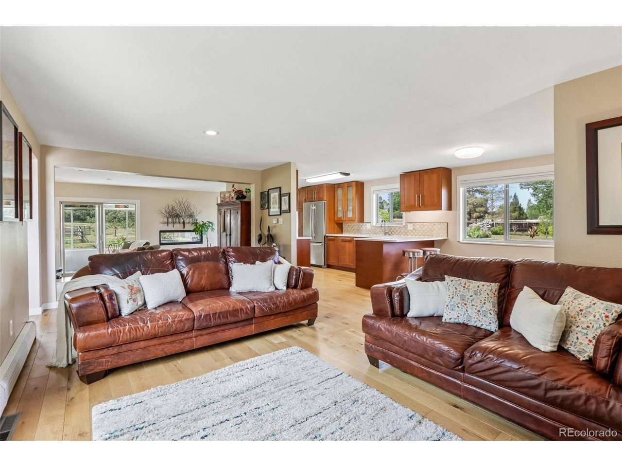 7922 Meadowlake Rd