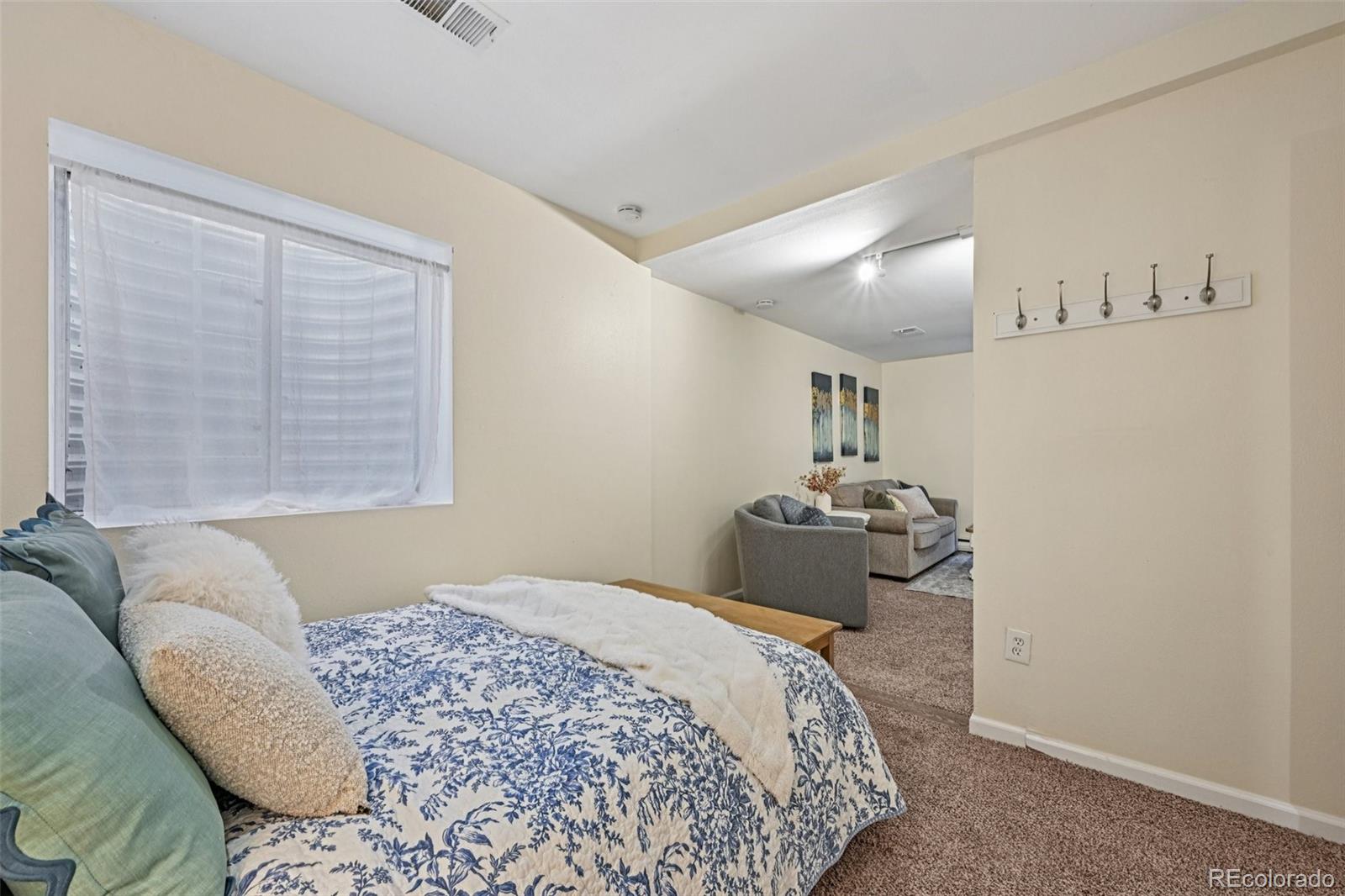 8079 Meadowdale Square