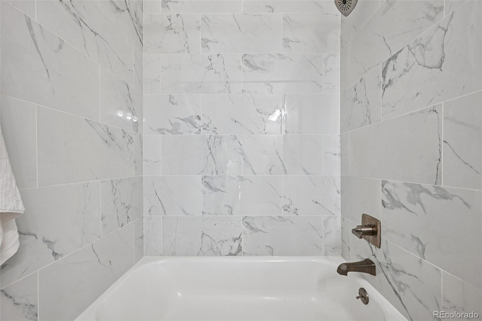 8079 Meadowdale Square