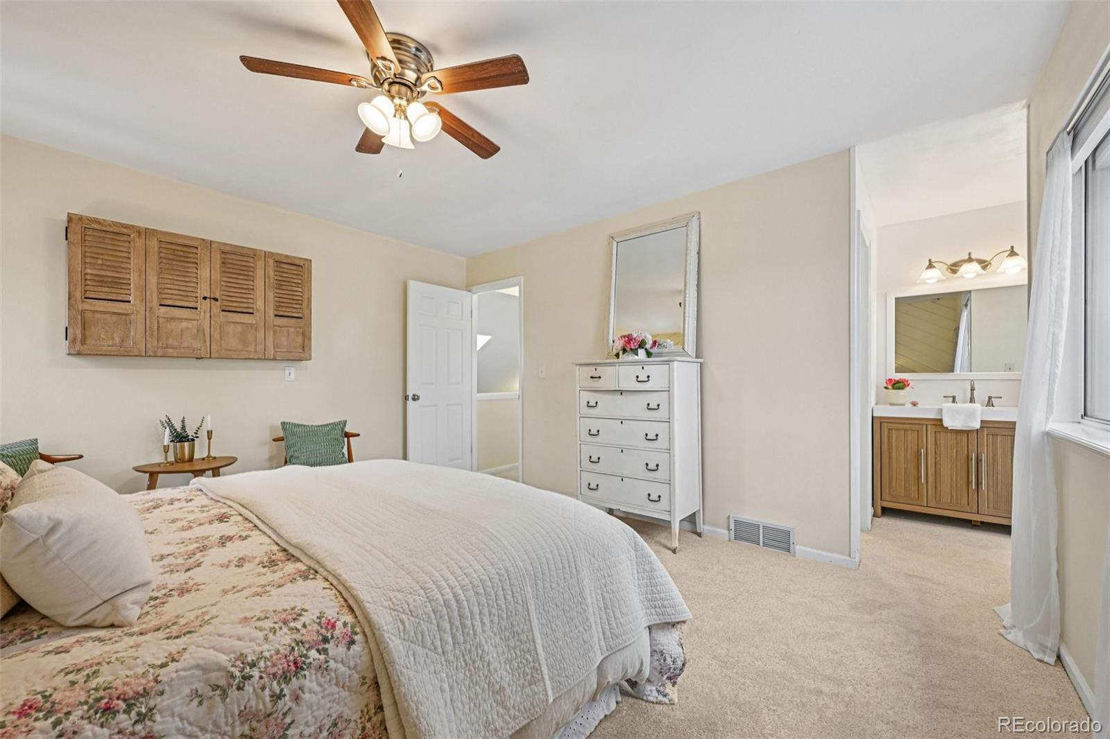 8079 Meadowdale Square