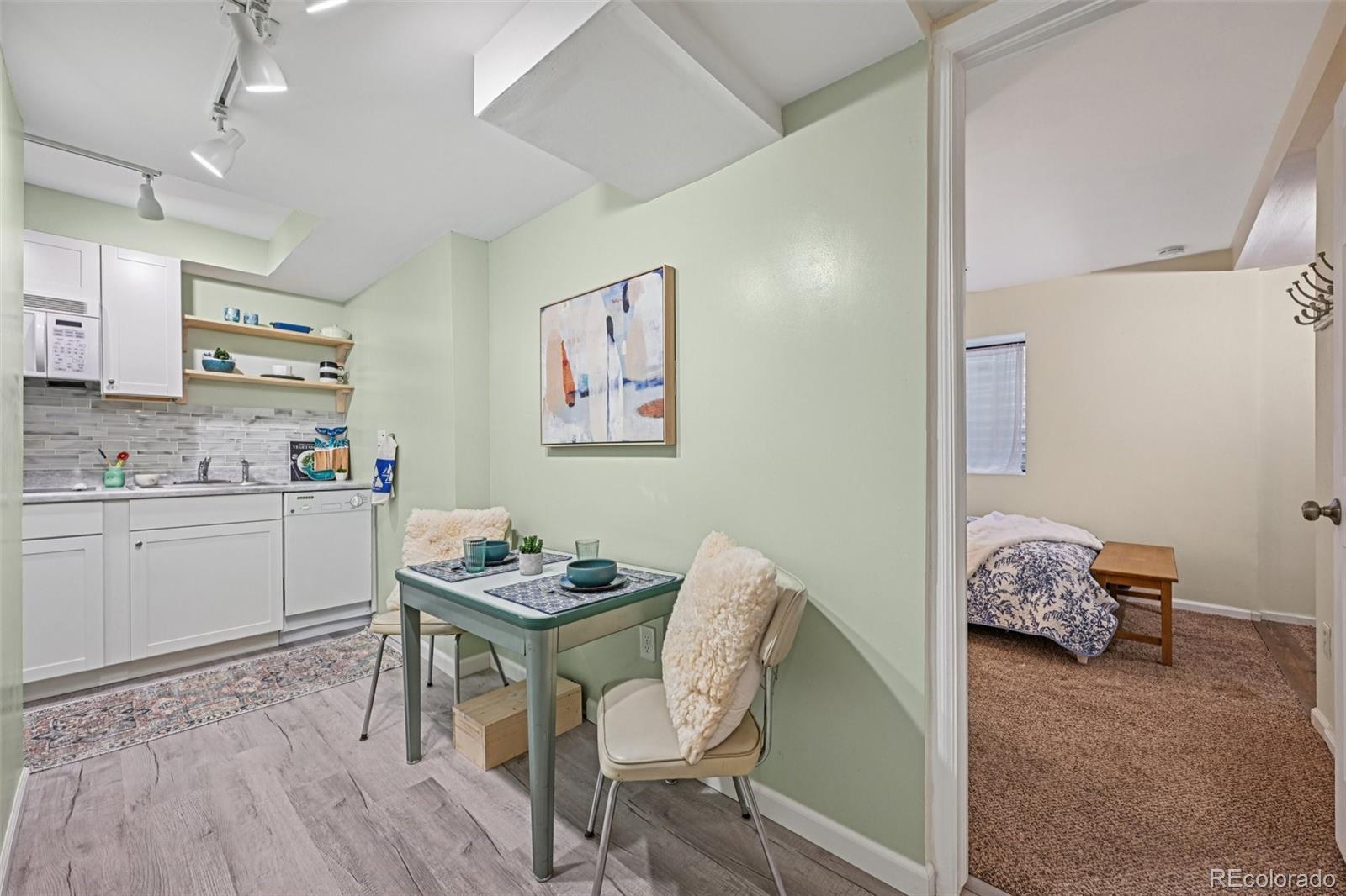 8079 Meadowdale Square