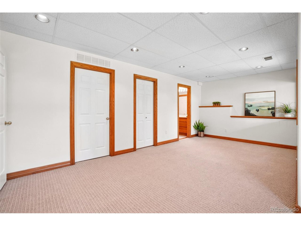 7999 Centrebridge Dr