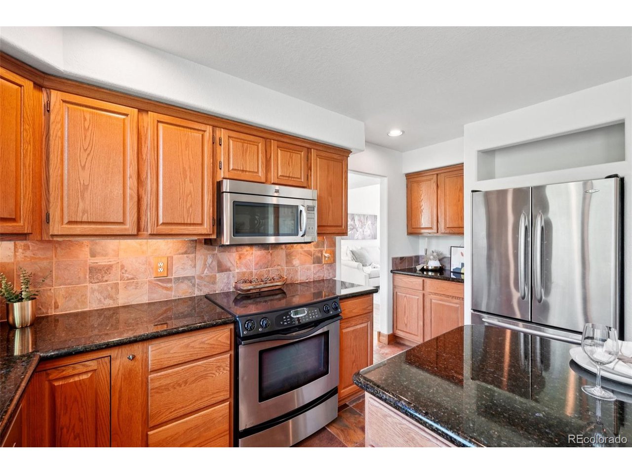 7999 Centrebridge Dr