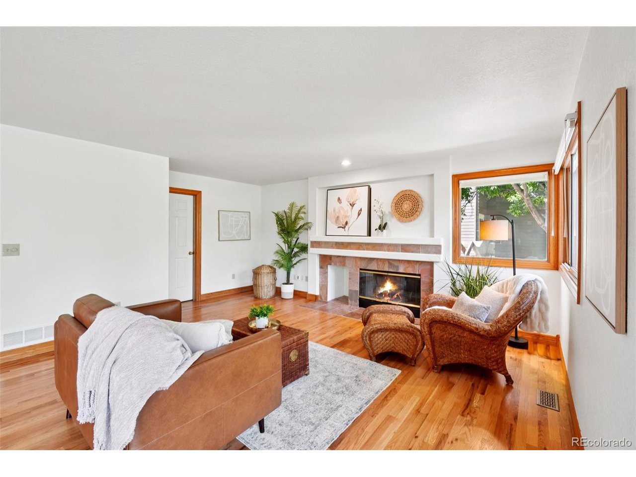 7999 Centrebridge Dr