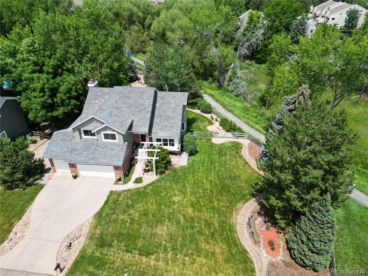 7999 Centrebridge Dr