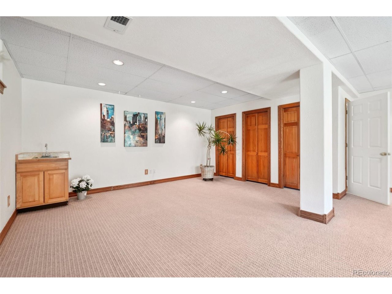 7999 Centrebridge Dr