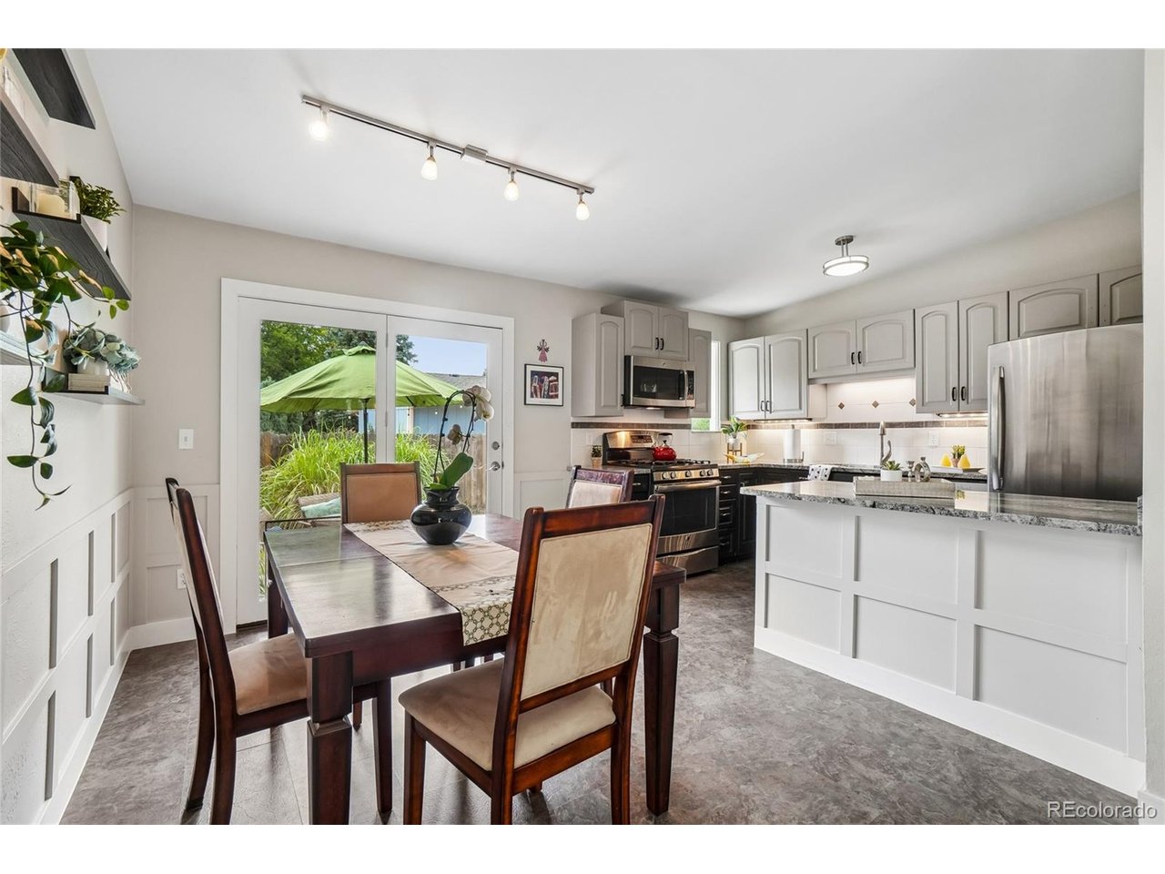 7756 Niaku Dr
