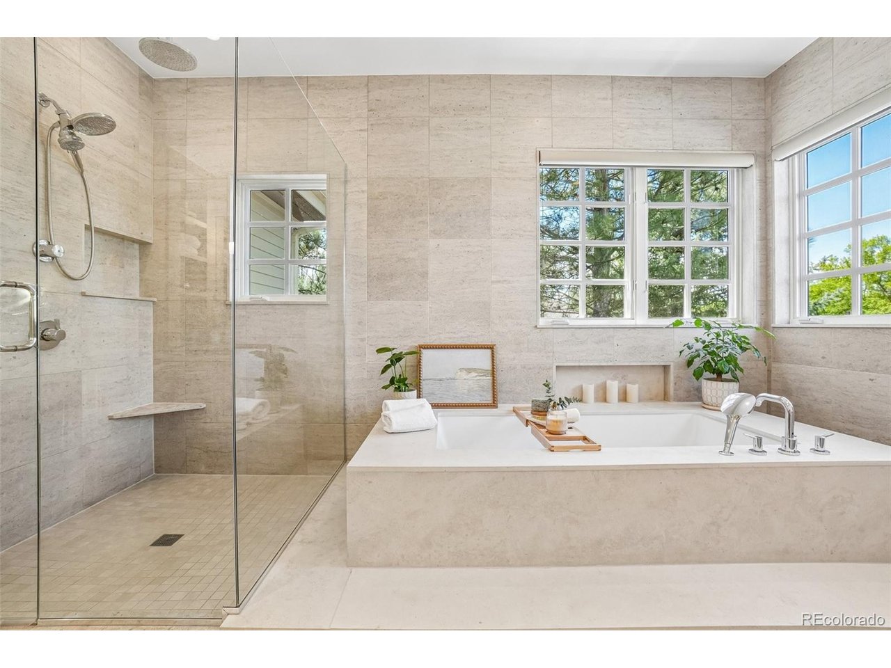 8408 Brittany Pl