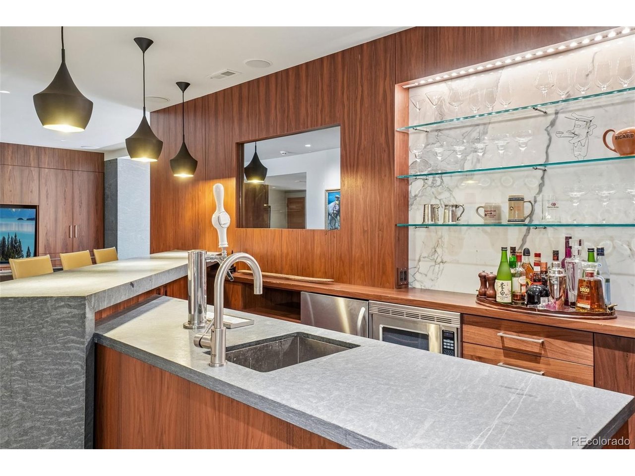 8408 Brittany Pl