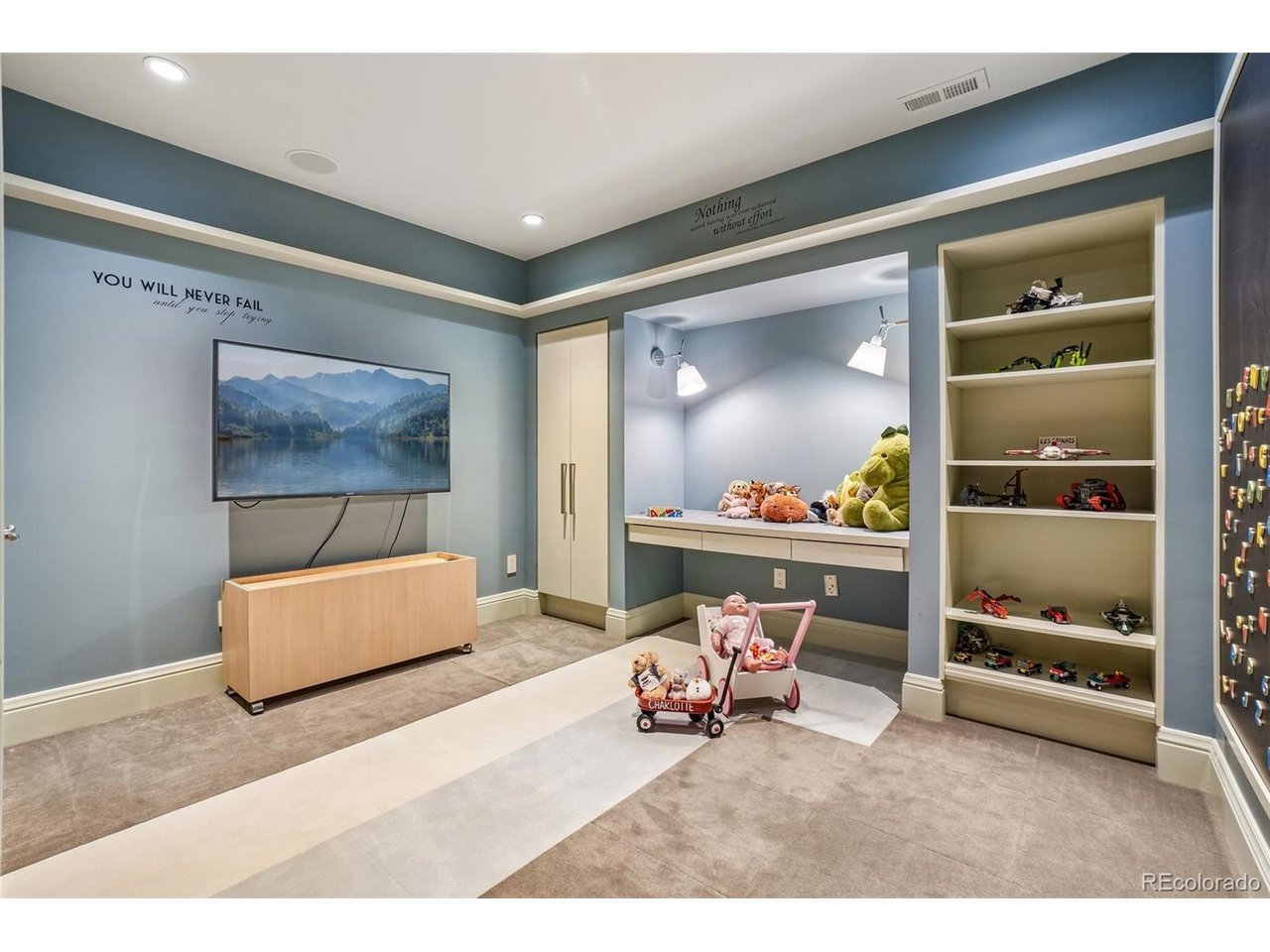 8408 Brittany Pl