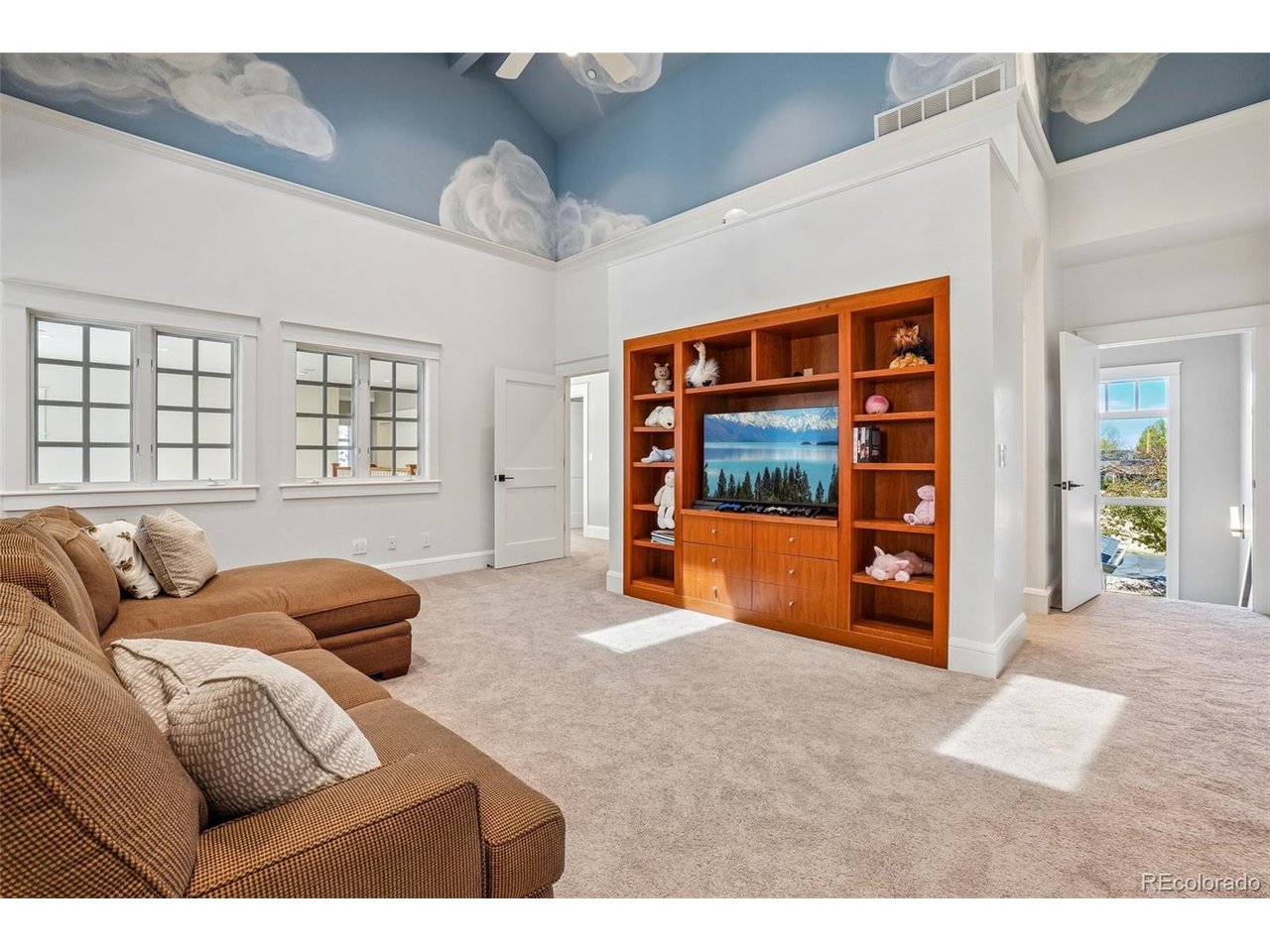 8408 Brittany Pl