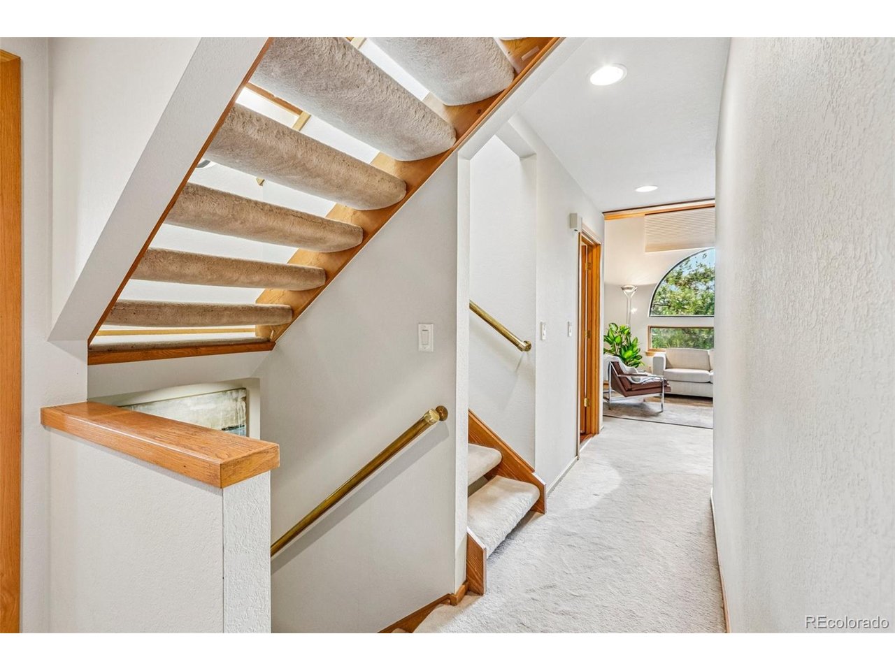 6624 Cherokee Ct